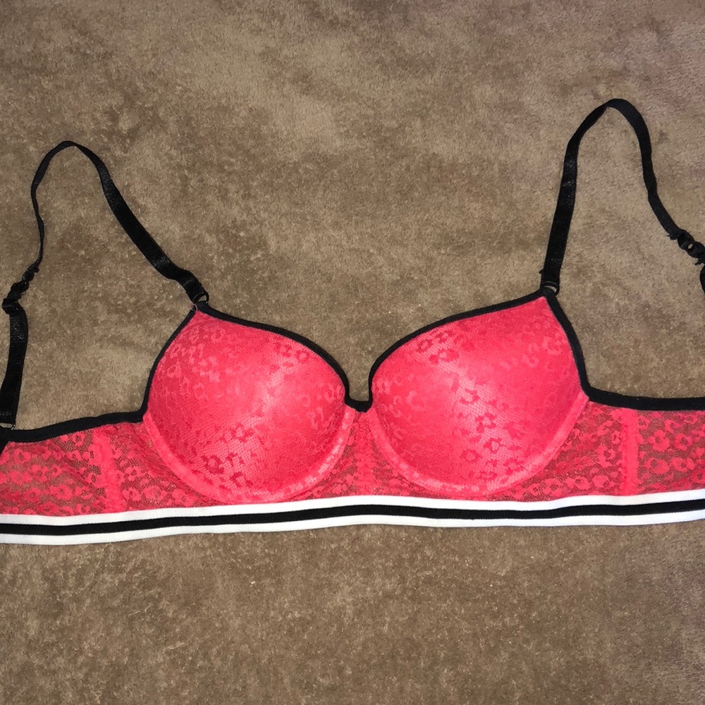 Pink leopard bra